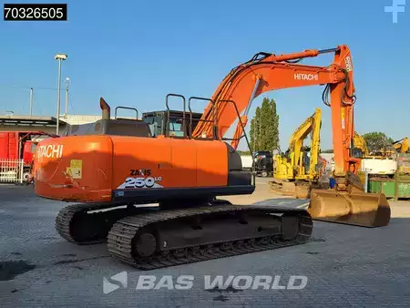 Beltegraver 2020 Hitachi ZX250 LC -6 (5)
