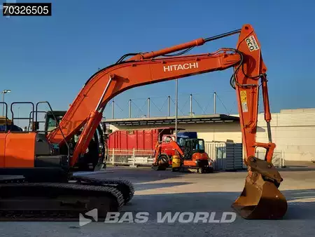 Beltegraver 2020 Hitachi ZX250 LC -6 (9)
