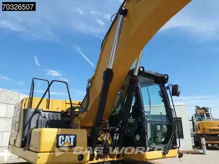 Escavadora de rastos 2019 Caterpillar 320 07B (11)
