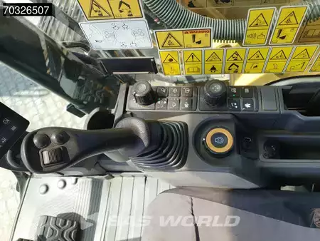 Escavadora de rastos 2019 Caterpillar 320 07B (40)
