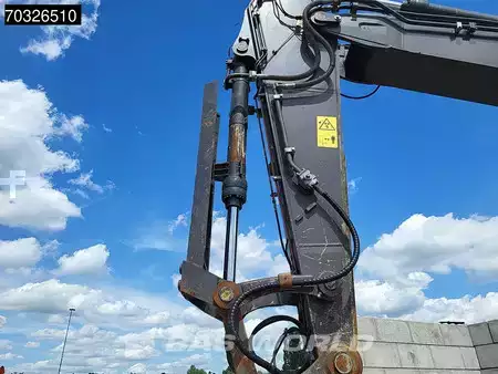 Korečková rýpadla 2018 Volvo EC380 E NL (11)