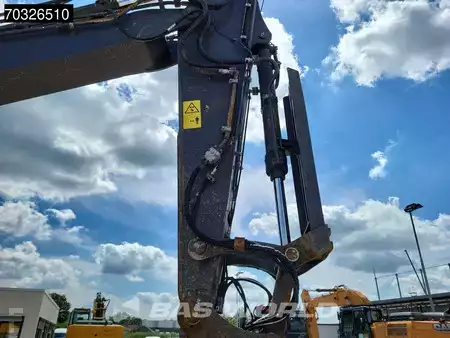 Korečková rýpadla 2018 Volvo EC380 E NL (12)