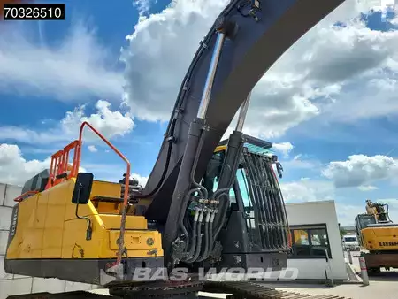 Korečková rýpadla 2018 Volvo EC380 E NL (9)