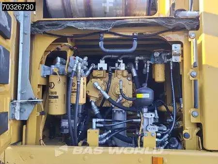Escavadora de rastos 2015 Caterpillar 336 F L XE (14)