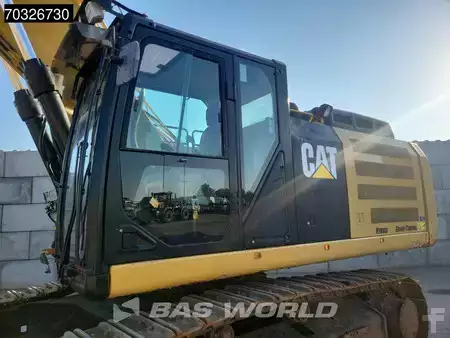 Escavadora de rastos 2015 Caterpillar 336 F L XE (20)