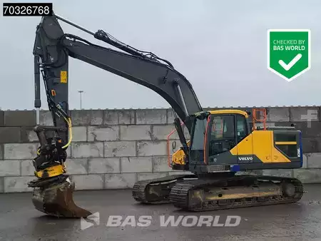 Korečková rýpadla 2017 Volvo EC250 E L (1)
