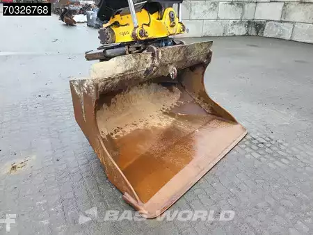 Korečková rýpadla 2017 Volvo EC250 E L (10)