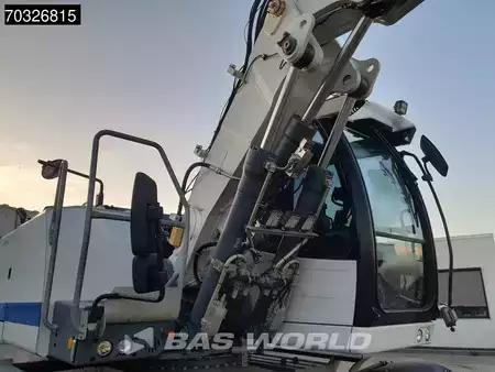Mobil grävmaskin 2016 Liebherr A916 Litronic Engcon (9)