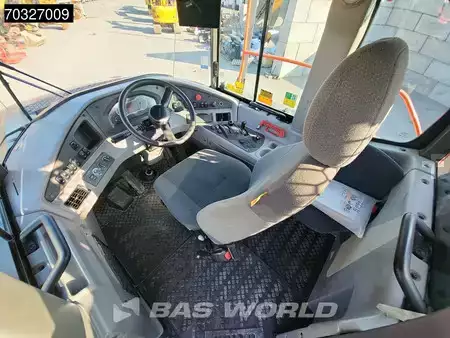 Zalomené klouby-dampry  2019 Volvo A60 H Full Service History - CE (29)