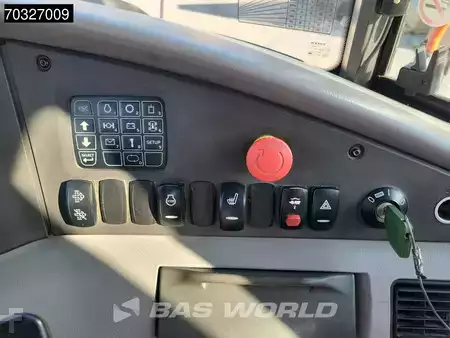 Zalomené klouby-dampry  2019 Volvo A60 H Full Service History - CE (35)