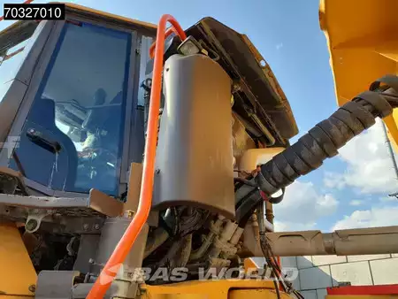 Zalomené klouby-dampry  2019 Volvo A60 H Full Service History - CE (20)