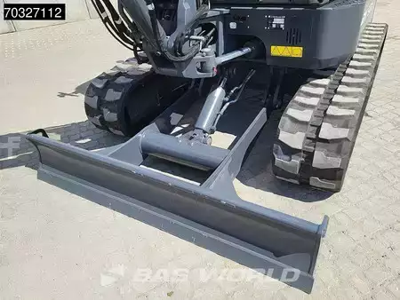 mini escavadeira 2025 DEVELON DX50 Z-7 A/C - Buckets (18)