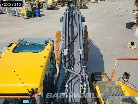 Hydraulic Excavators 2017 Volvo EC380 E L (13)