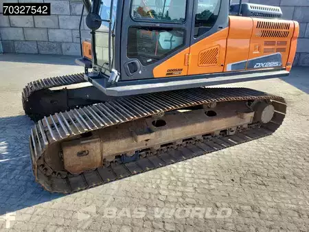 Escavatori cingolati 2020 Doosan DX225 LC-5 (26)