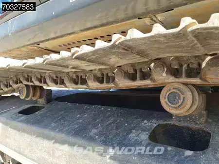 Pelles sur chenilles 2018 Hitachi ZX210 LC -6 (30)