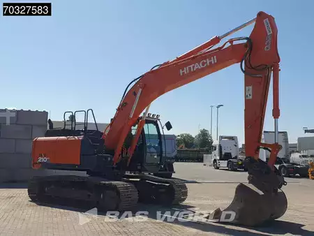 Pelles sur chenilles 2018 Hitachi ZX210 LC -6 (6)