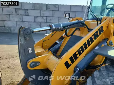 Kolové nakladače 2017 Liebherr L514 (13)