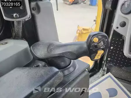 Buldożery 2017 Caterpillar D6 T LGP (35)