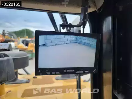 Buldożery 2017 Caterpillar D6 T LGP (40)