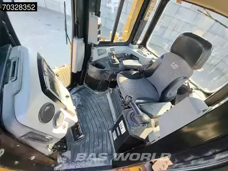 Buldożery 2016 Caterpillar D6 T XW 3M Wide - Ripper (40)
