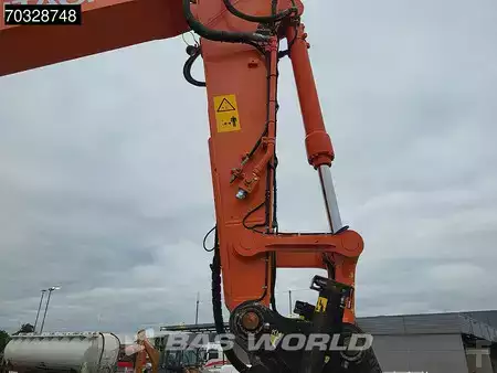 Escavadora de rastos 2019 Hitachi ZX250 LC -6 Roto + Bucket (11)