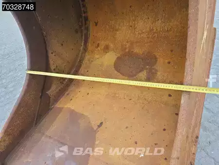 Escavadora de rastos 2019 Hitachi ZX250 LC -6 Roto + Bucket (15)
