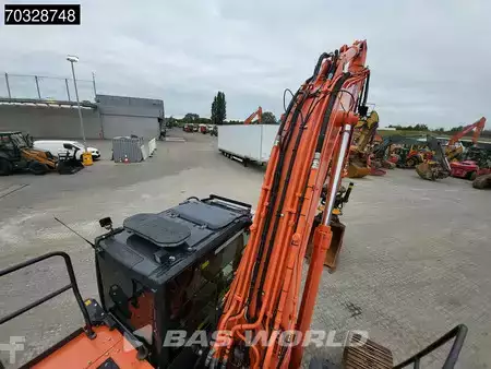 Escavadora de rastos 2019 Hitachi ZX250 LC -6 Roto + Bucket (24)