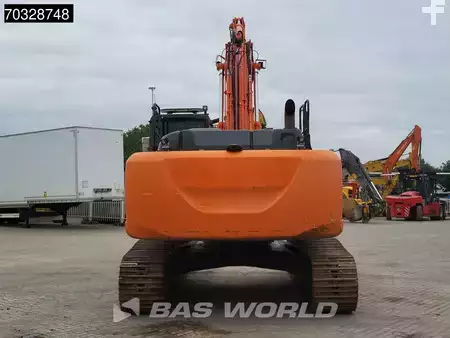 Escavadora de rastos 2019 Hitachi ZX250 LC -6 Roto + Bucket (3)