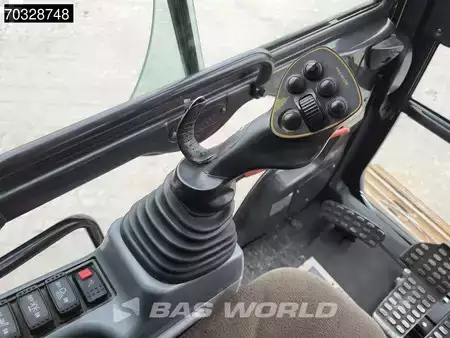 Escavadora de rastos 2019 Hitachi ZX250 LC -6 Roto + Bucket (38)
