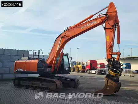 Escavadora de rastos 2019 Hitachi ZX250 LC -6 Roto + Bucket (7)