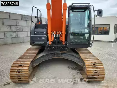 Escavadora de rastos 2019 Hitachi ZX250 LC -6 Roto + Bucket (8)