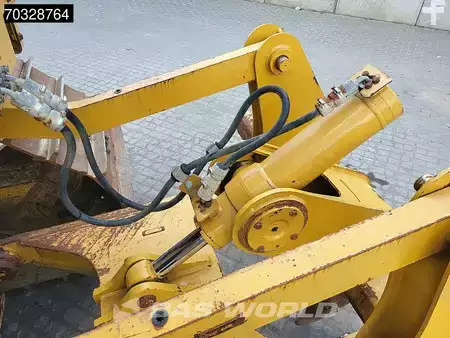 Pásové buldozery 2017 Caterpillar D6 T LGP Ripper - GPS (17)