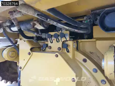 Pásové buldozery 2017 Caterpillar D6 T LGP Ripper - GPS (30)