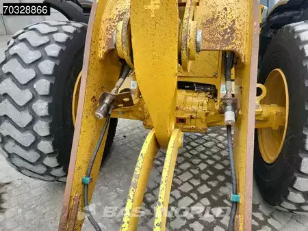 Carregadeira de rodas 2017 Caterpillar 918 M Bucket + Forks (13)