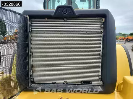 Carregadeira de rodas 2017 Caterpillar 918 M Bucket + Forks (40)