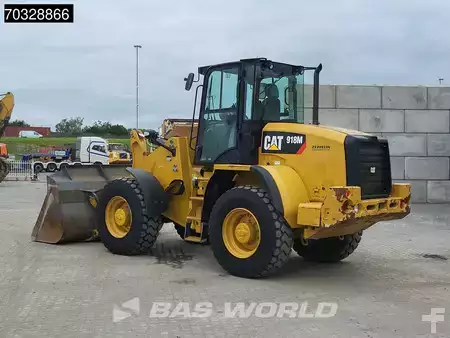 Carregadeira de rodas 2017 Caterpillar 918 M Bucket + Forks (6)