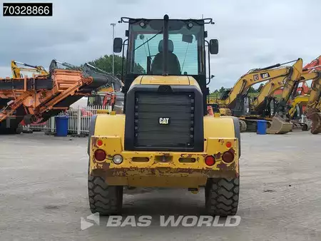 Carregadeira de rodas 2017 Caterpillar 918 M Bucket + Forks (7)