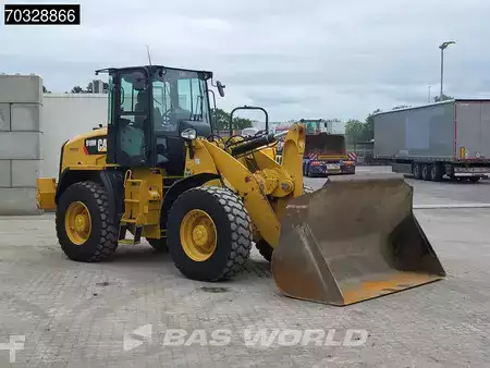 Carregadeira de rodas 2017 Caterpillar 918 M Bucket + Forks (9)