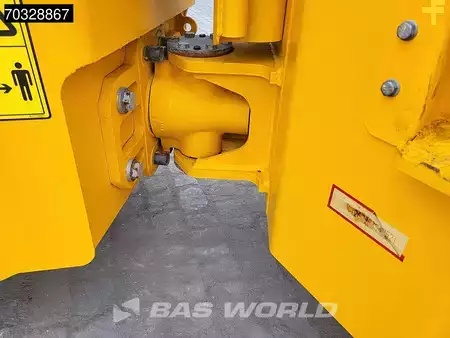 Walce gładkie 2025 JCB CT260-120 (8)