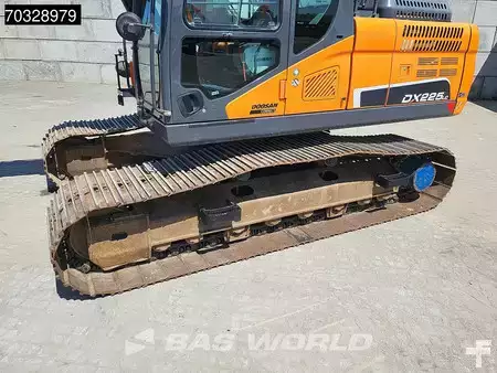 Escavatori cingolati 2020 Doosan DX225 LC-5 (26)