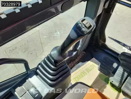 Escavatori cingolati 2020 Doosan DX225 LC-5 (32)