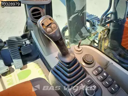 Escavatori cingolati 2020 Doosan DX225 LC-5 (33)