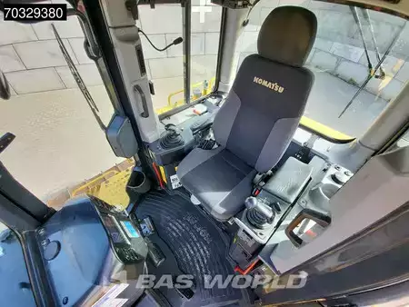 Pásové buldozery 2018 Komatsu D65 PX -18 (29)