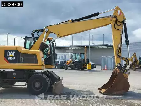Koparki kołowe 2016 Caterpillar M320 F (10)