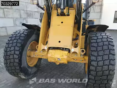 Chargeuse sur pneus 2017 Caterpillar 918 M A/C (12)