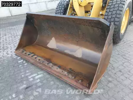 Chargeuse sur pneus 2017 Caterpillar 918 M A/C (16)