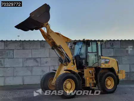 Chargeuse sur pneus 2017 Caterpillar 918 M A/C (3)