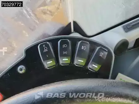 Chargeuse sur pneus 2017 Caterpillar 918 M A/C (37)