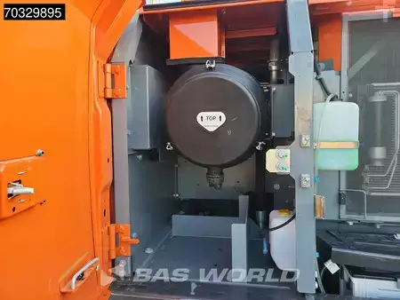 Kedjegraver 2026 Hitachi ZX220 LC-5G (25)
