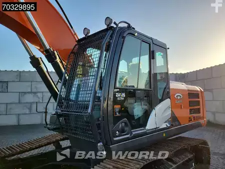 Kedjegraver 2026 Hitachi ZX220 LC-5G (27)
